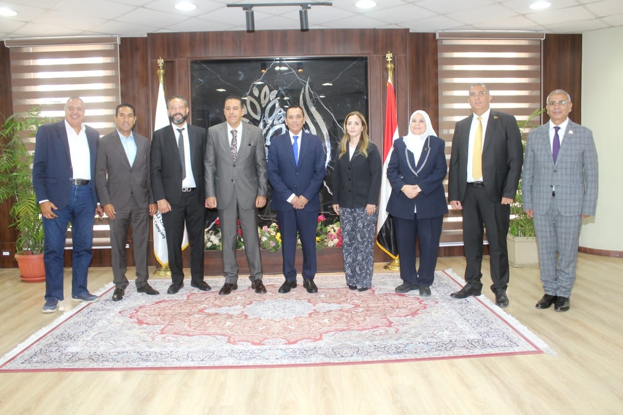 تنمية الريف المصري توقع عقد مع جرين لاب