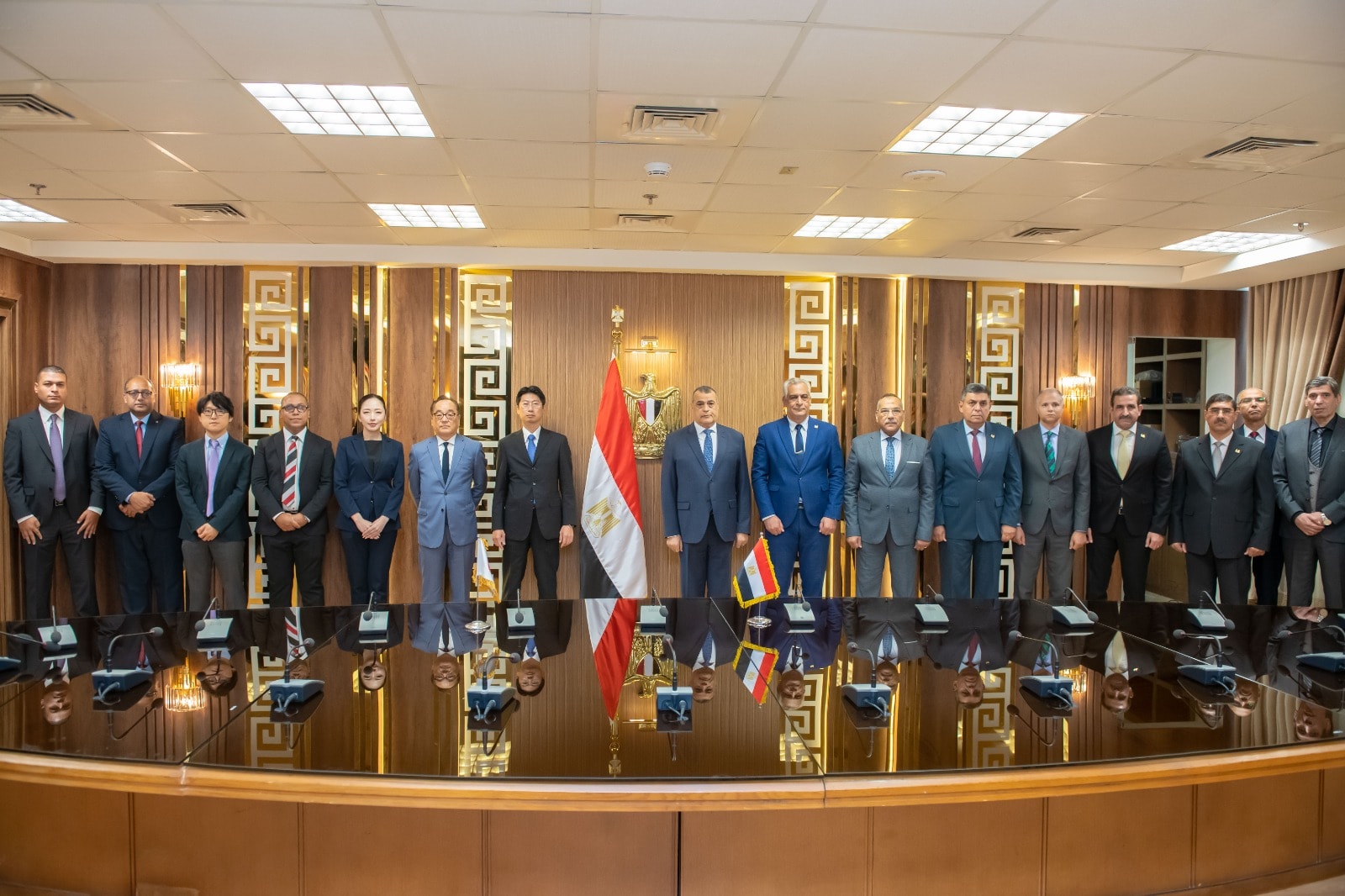 وزير الدولة للإنتاج الحربى يشهد مراسم توقيع مذكرة تفاهم مع شركة ميزوها اليابانية