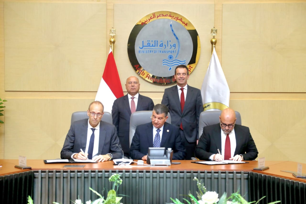 توقيع 3 عقود بين الهيئة القومية للانفاق وشركة كاف الاسبانية