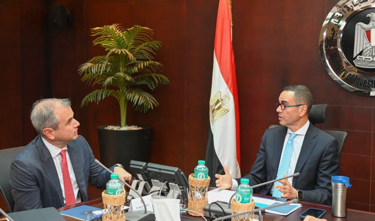 وزير الاستثمار يلتقى مؤسس شركة الكازار للطاقة