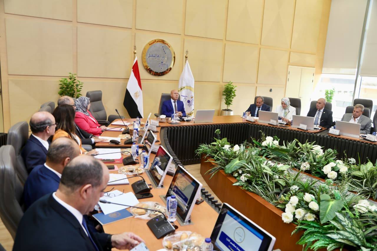 الوزير يترأس اجتماع مجلس إدارة الهيئة العامة لتخطيط مشروعات النقل