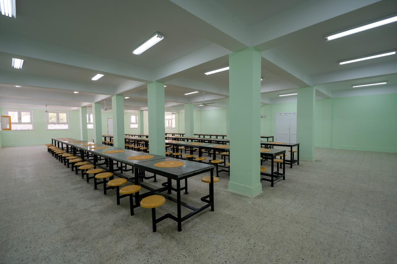 بنك التعمير والإسكان يفتتح مبنى المبيت بمدرسة الأمل للصم وضعاف السمع بالفيوم