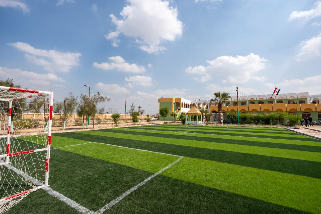 بنك التعمير والإسكان يفتتح مبنى المبيت بمدرسة الأمل للصم وضعاف السمع بالفيوم