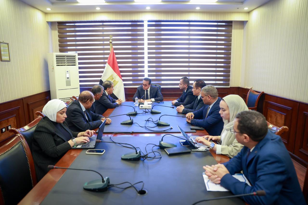 وزير الصحة يشهد توقيع مذكرة تفاهم مع شركة إي فاينانس