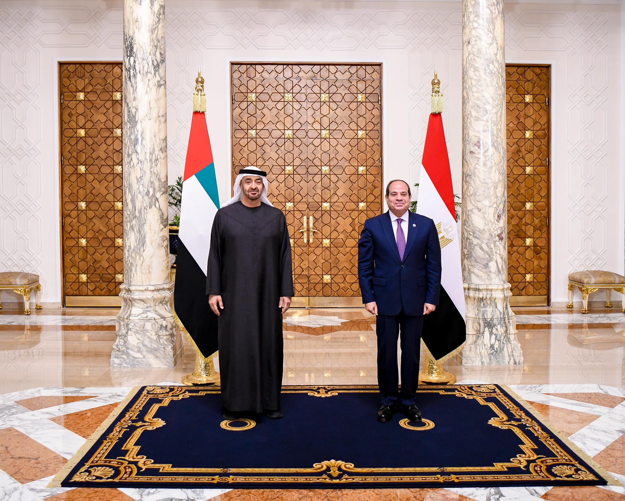 الرئيس السيسي يستقبل رئيس دولة الإمارات العربية المتحدة