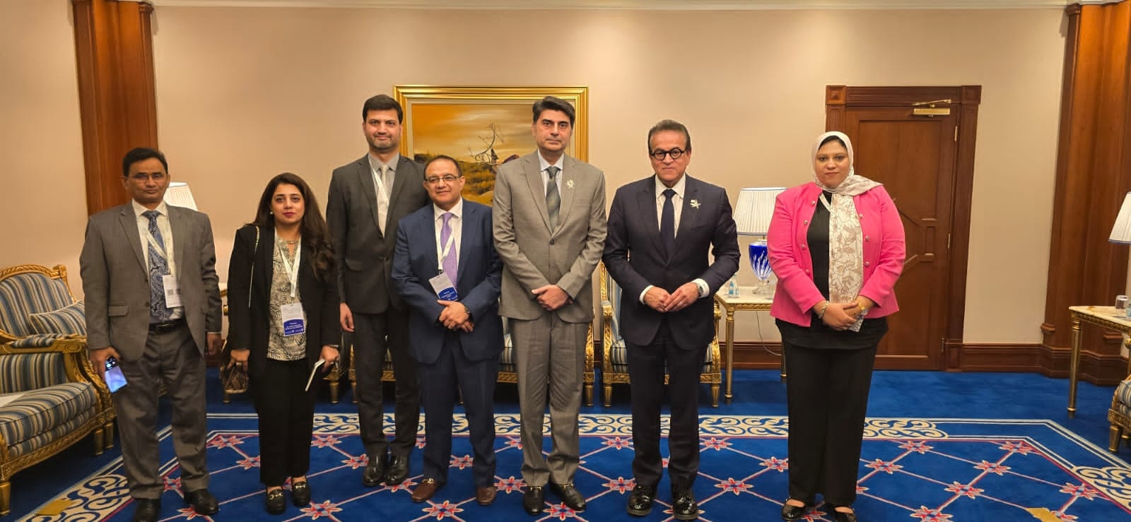 مصر وباكستان تبحثان تعزيز التعاون في مكافحة فيروس سي