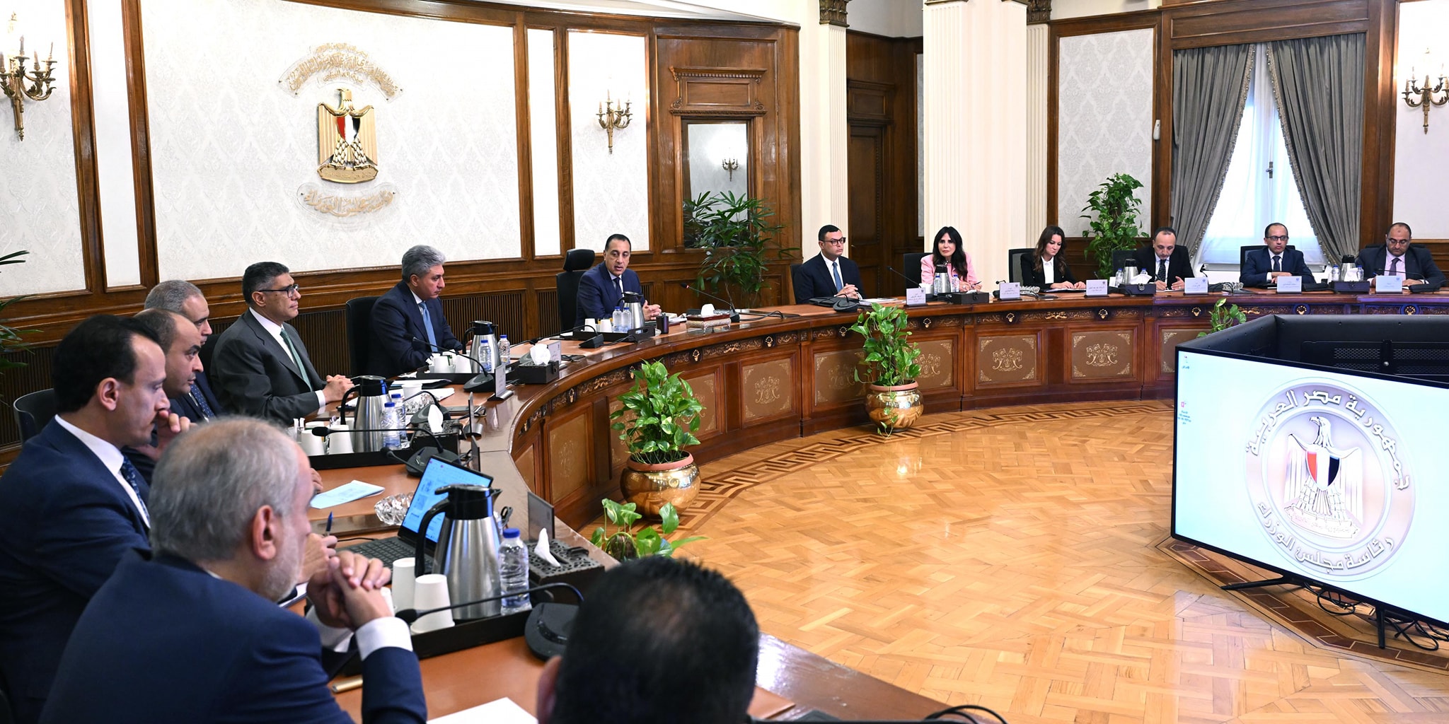مدبولي يستعرض مستجدات مشروع إعادة إحياء منطقة نزلة السمان