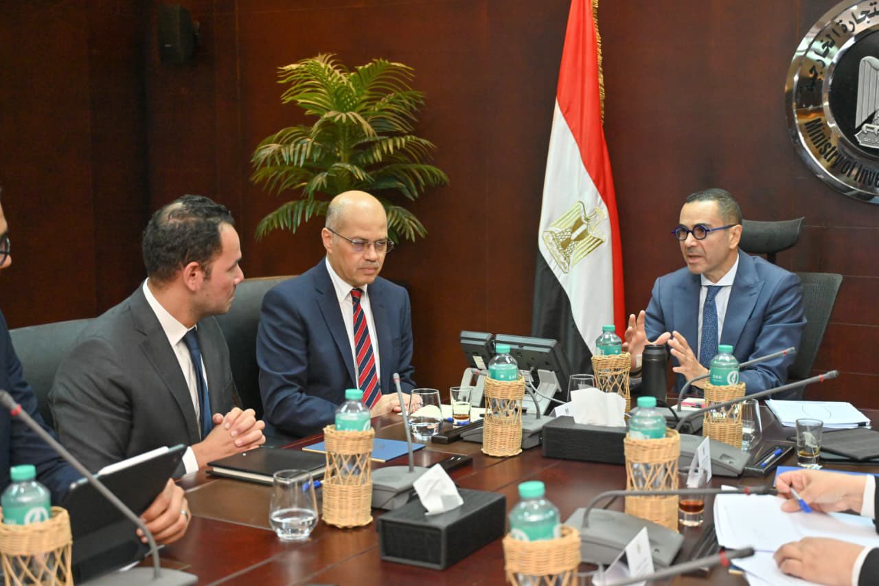 الخطيب يستعرض سبل تعزيز موقع مصر على مؤشر التعقيد الاقتصادي