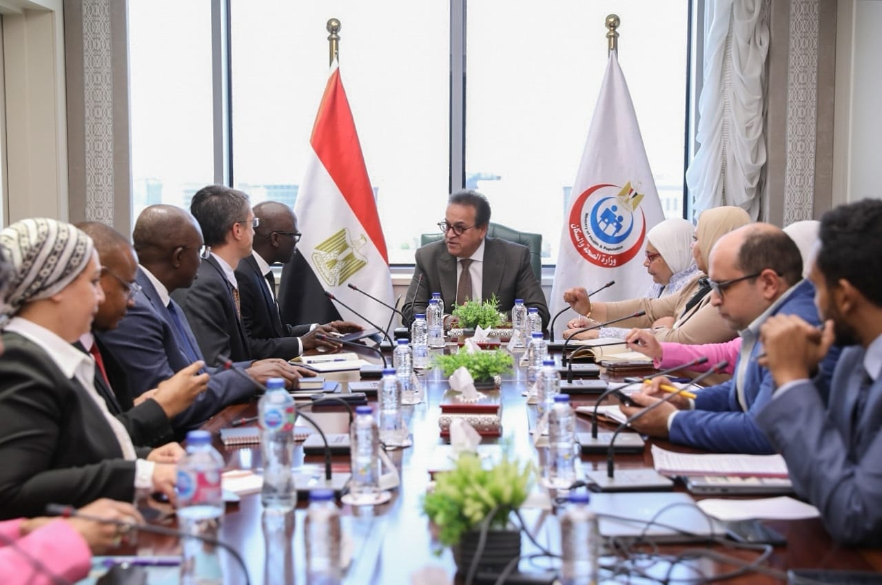 وزير الصحة يستقبل نائب رئيس البنك الدولي
