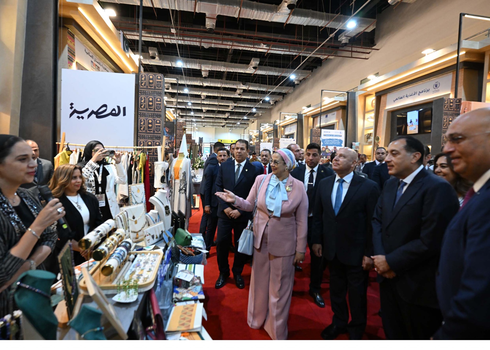 رئيس الوزراء يفتتح الدورة السابعة من معرض تراثنا 2025