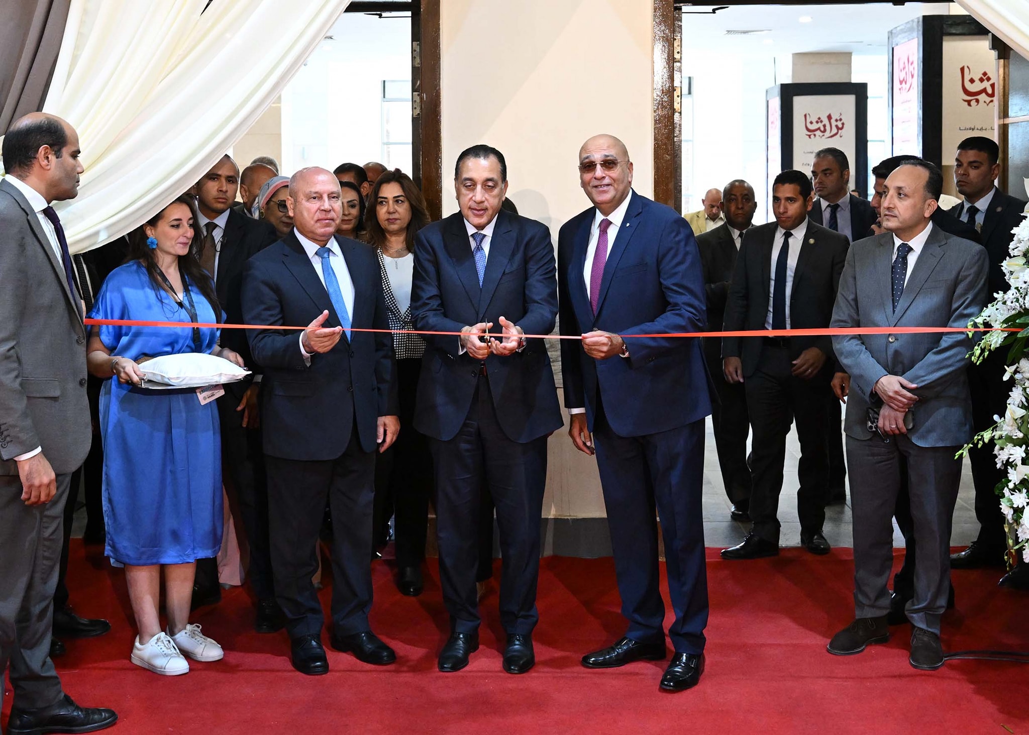 رئيس الوزراء يفتتح الدورة السابعة من معرض تراثنا 2025