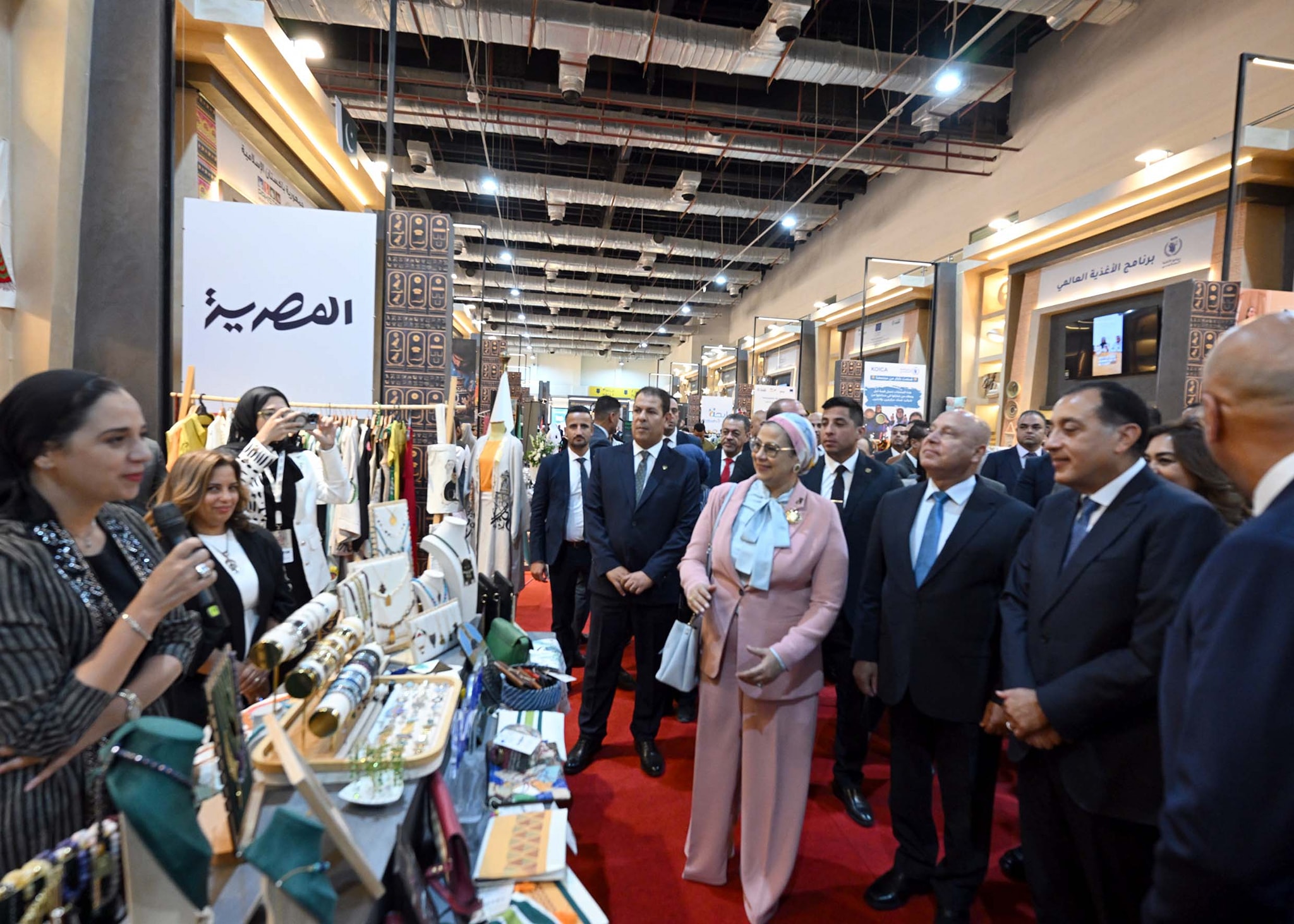 رئيس الوزراء يفتتح الدورة السابعة من معرض تراثنا 2025