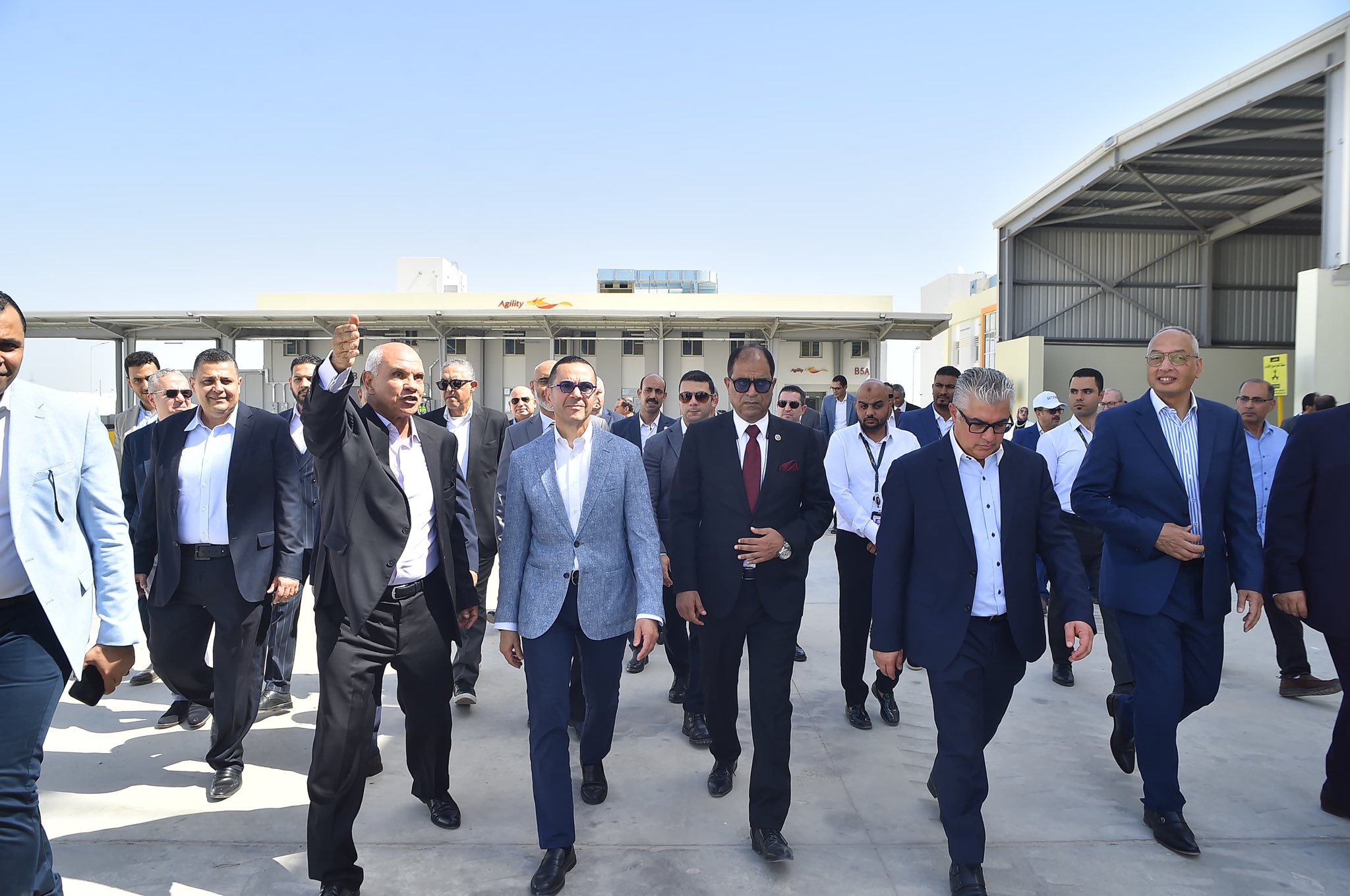 الخطيب يتفقد المركز اللوجستي الجمركي لاقتصادية قناة السويس