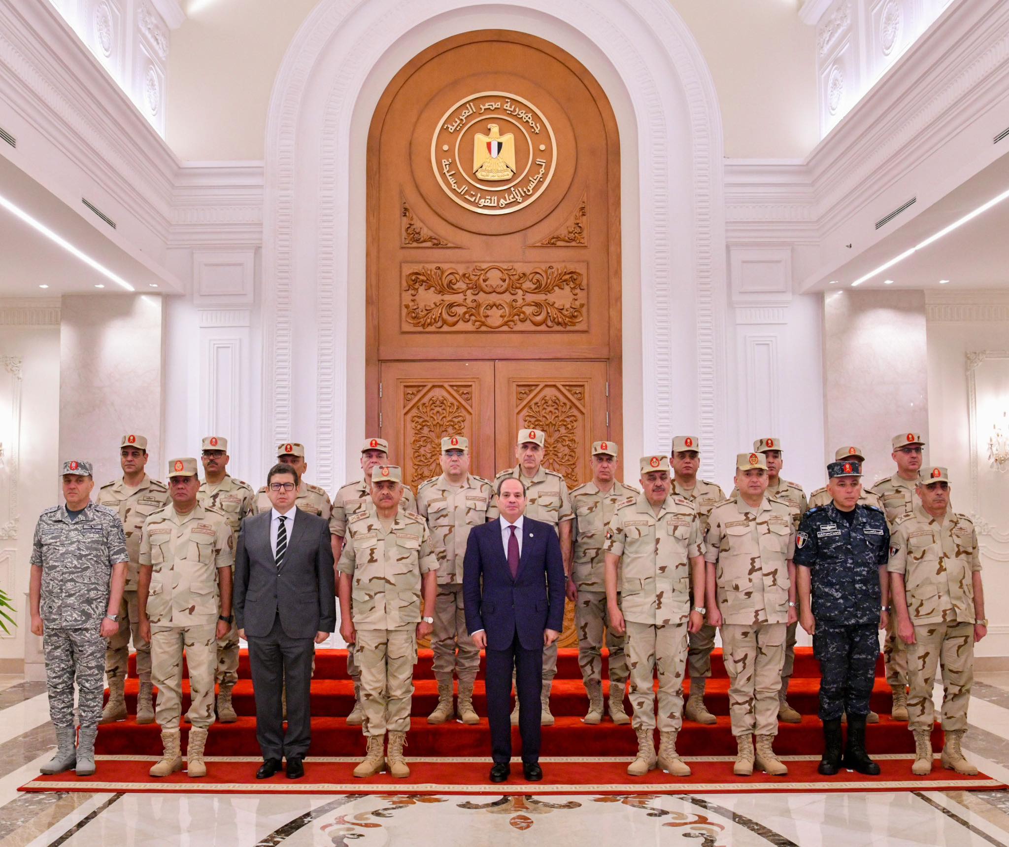 الرئيس السيسي يترأس اجتماع المجلس الأعلى للقوات المسلحة