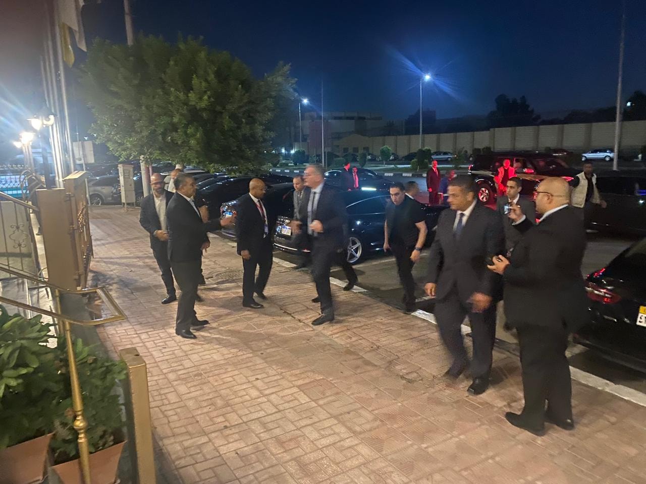 وزير البترول في زيارة مفاجئة لشركة بدرالدين