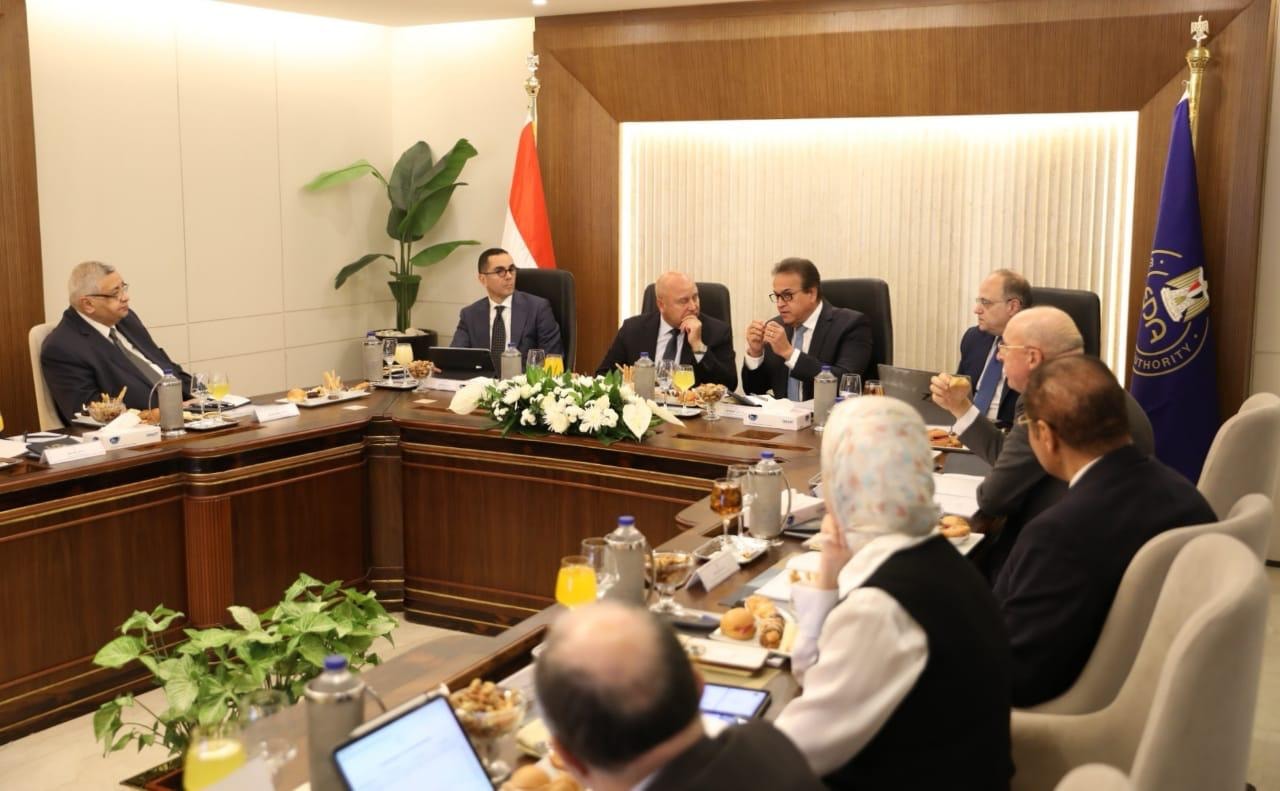 نائبا رئيس الوزراء يشهدان اجتماع مجلس هيئة الدواء