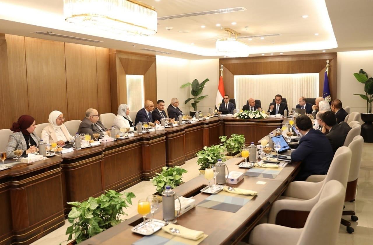 نائبا رئيس الوزراء يشهدان اجتماع مجلس هيئة الدواء