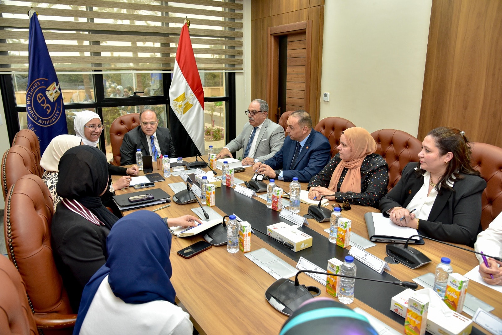 هيئة الدواء تبحث مع فاكسيرا توطين صناعة اللقاحات