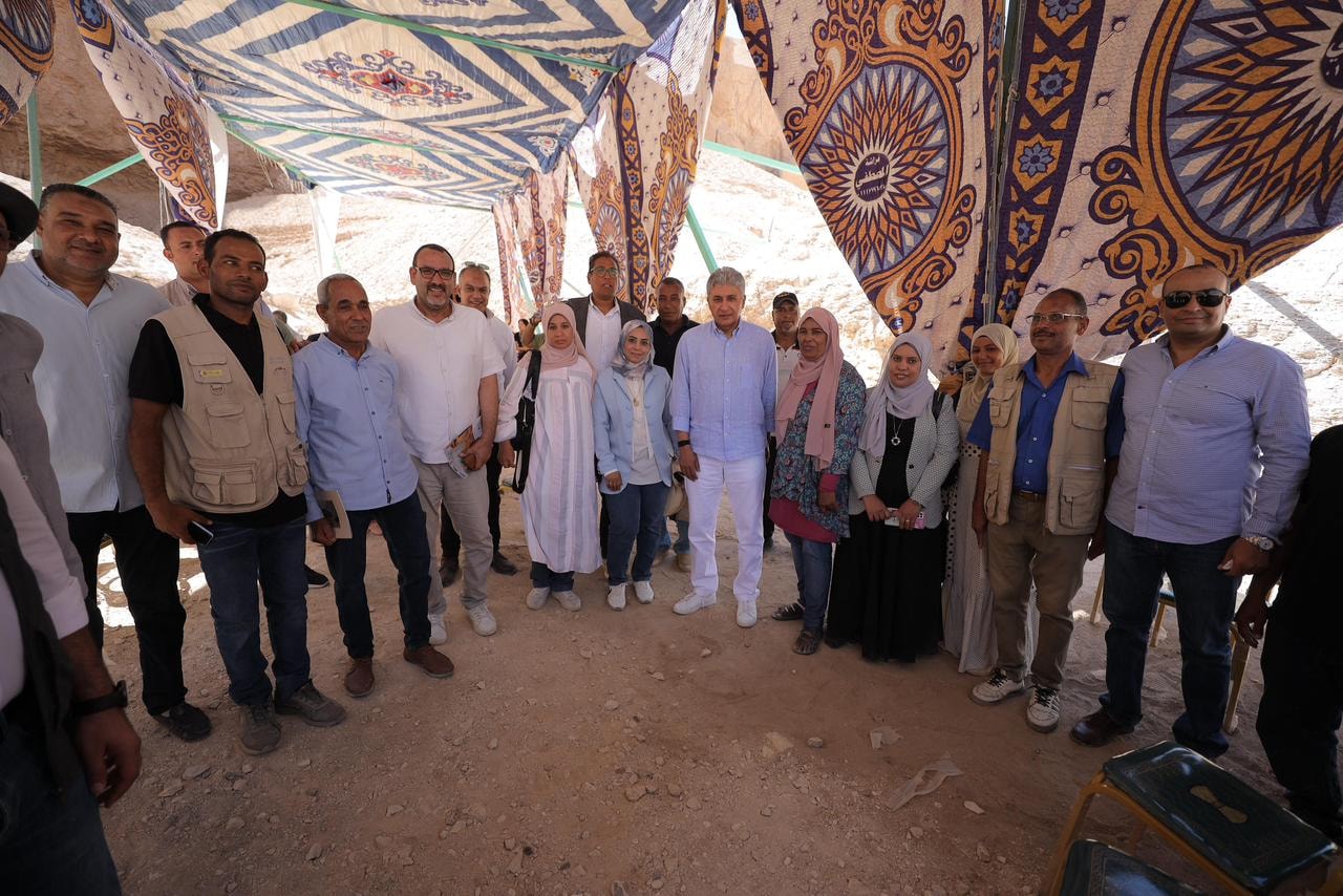 وزير السياحة والآثار يفتتح مقبرة الملك أمنحتب الثالث