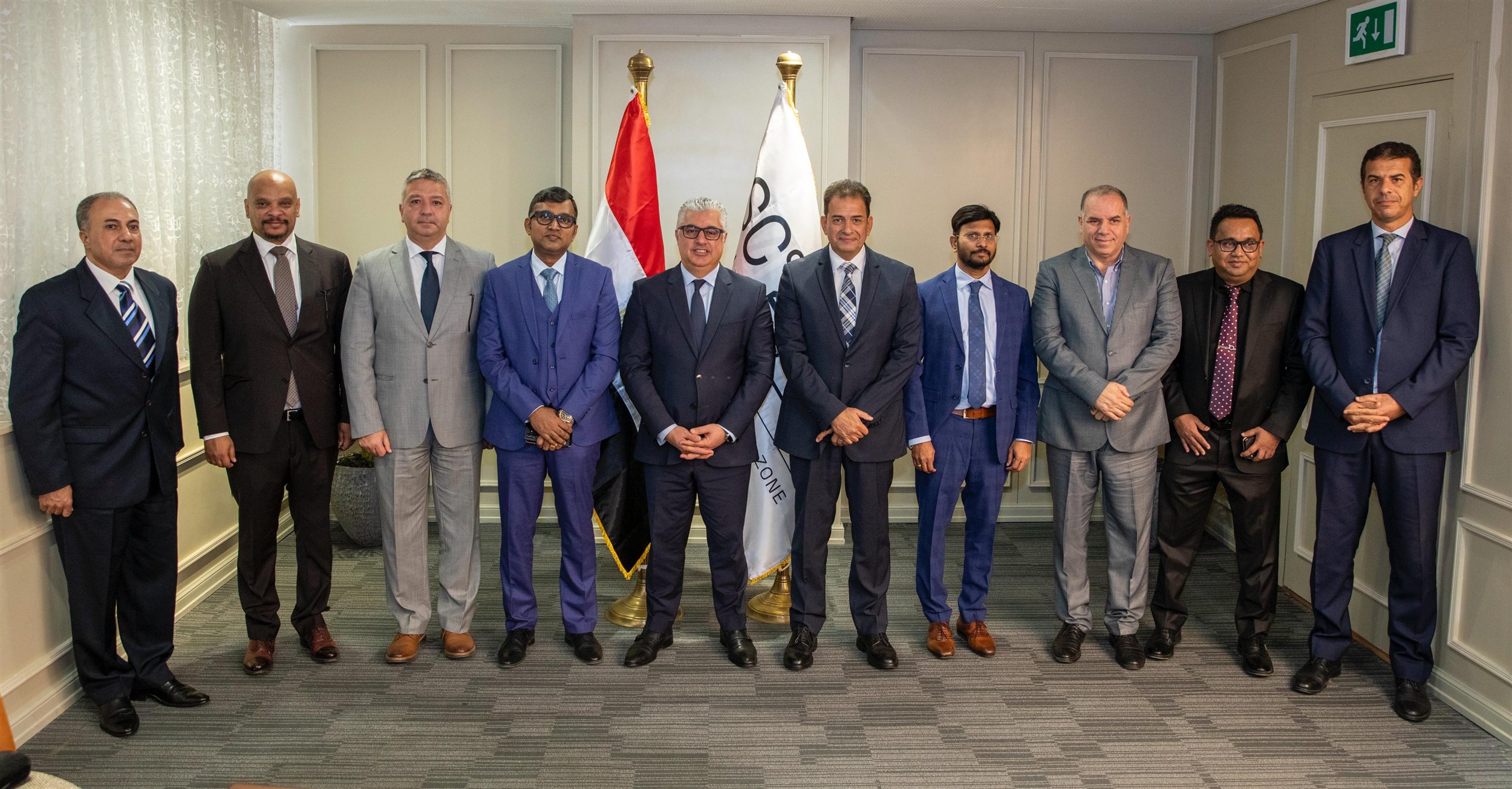 وليد جمال الدين يشهد توقيع عقد مشروع شركة بيمك إيميجينغ