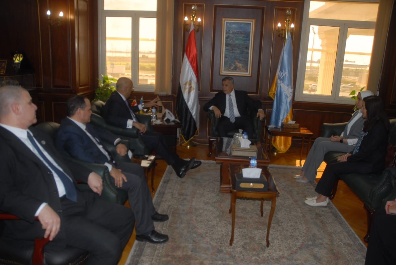 جهاز تنمية المشروعات يدرس التوسع في تمويل المشروعات الصناعية