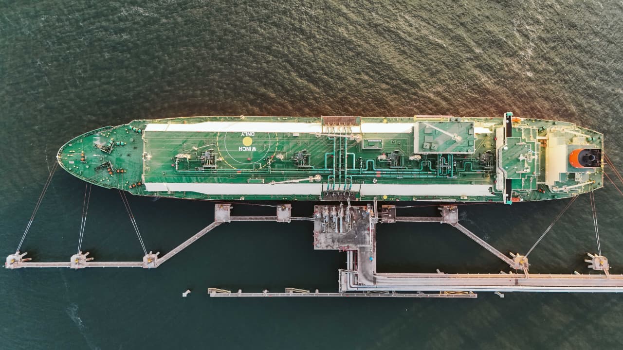 تصدير شحنة غاز جديدة إلى إيطاليا