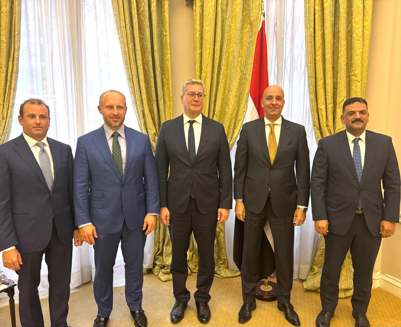 وزير البترول يتابع مع آتون ريسورسز الكندية خطة عملها لتنفيذ مشروع الانتاج التجاري للذهب
