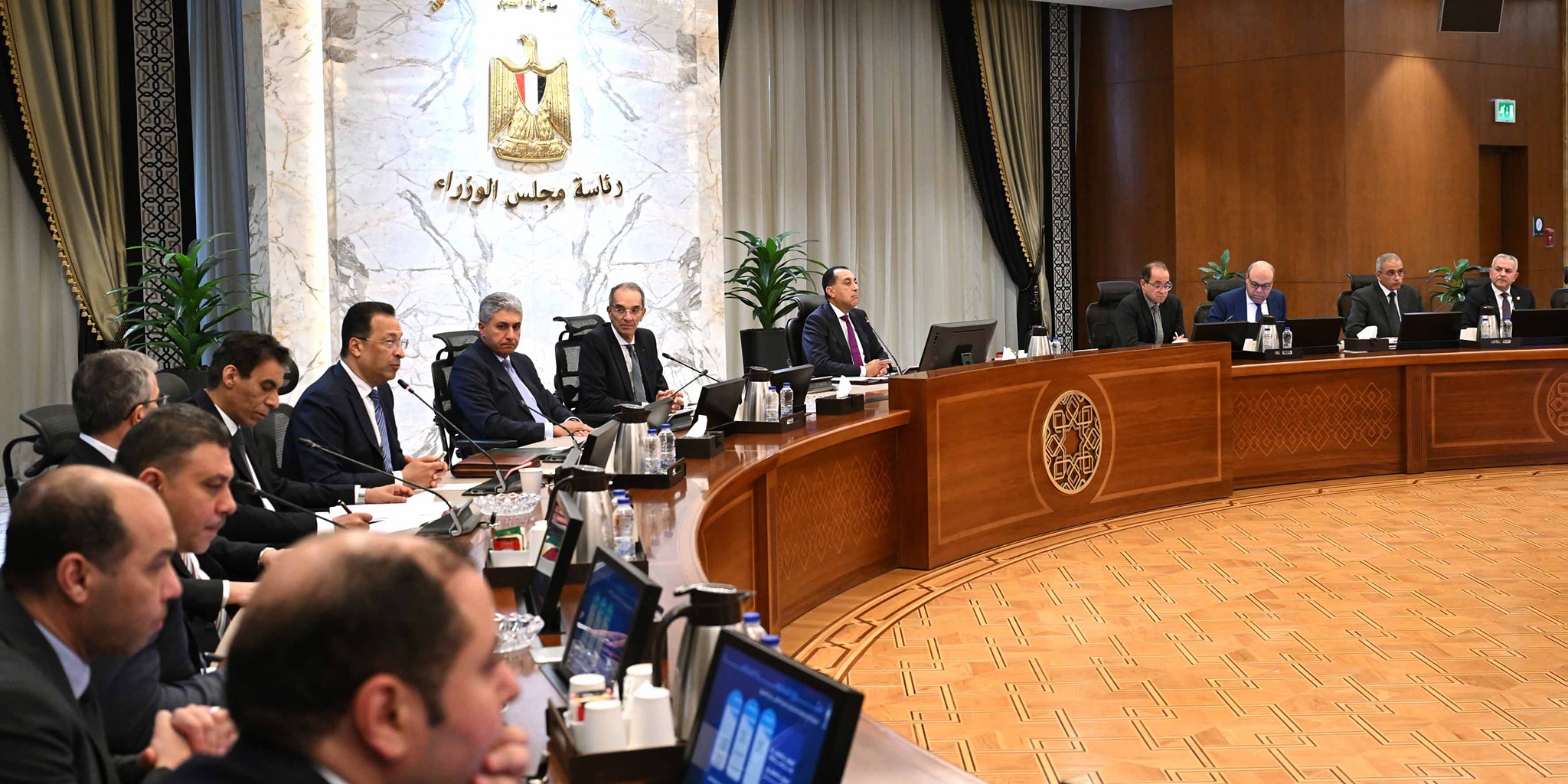 مدبولي يتابع مشروع المنظومة المتكاملة لمعلومات مصلحة الجوازات