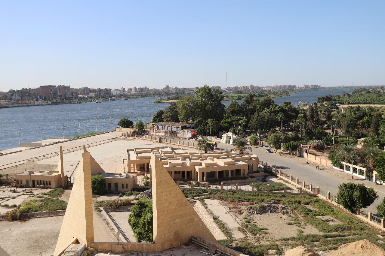 المجلس الأعلى للآثار يقوم بجولة تفقدية للمتحف الآتوني بالمنيا