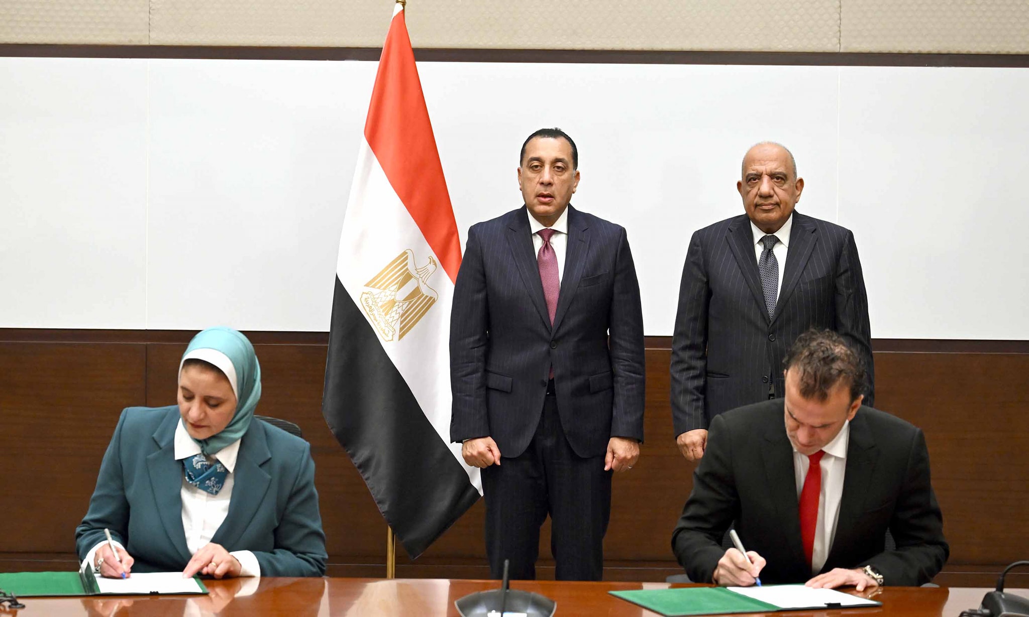 اتفاقية تعاون بين المصرية لنقل الكهرباء وK&K الإماراتية