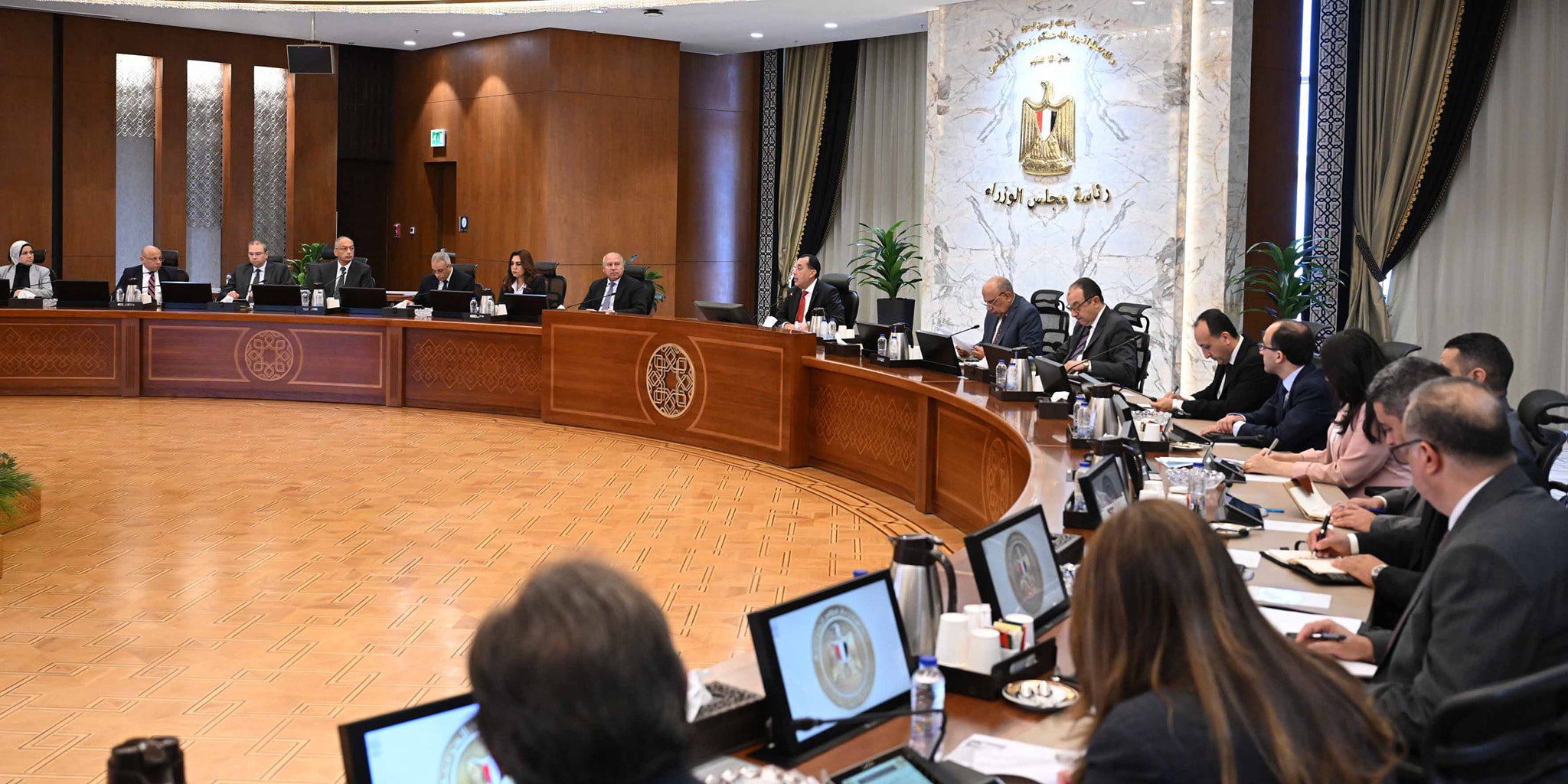 مدبولي يتابع جهود تنفيذ إجراءات خفض الانبعاثات والتحول الأخضر
