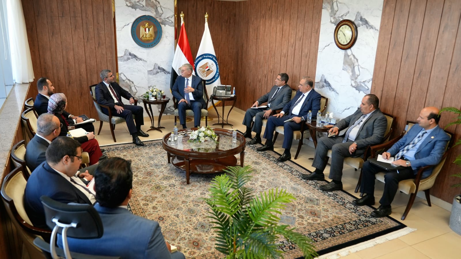 وزير البترول يستقبل وكيل وزارة الطاقة والبنية التحتية لشؤون الطاقة والبترول بدولة الإمارات