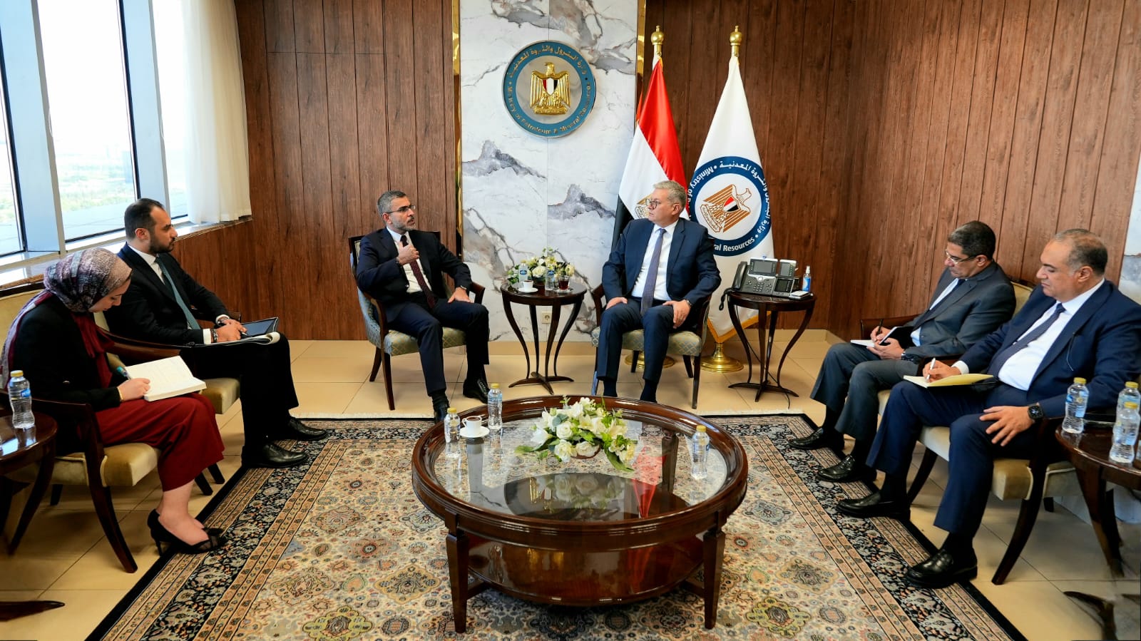وزير البترول يستقبل وكيل وزارة الطاقة والبنية التحتية لشؤون الطاقة والبترول بدولة الإمارات