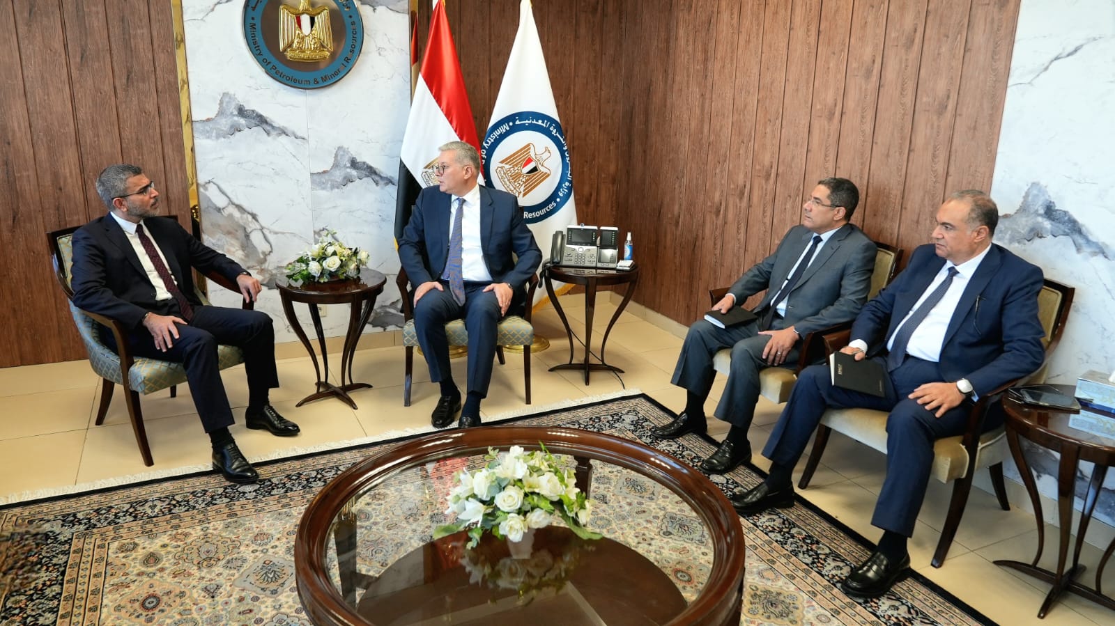وزير البترول يستقبل وكيل وزارة الطاقة والبنية التحتية لشؤون الطاقة والبترول بدولة الإمارات