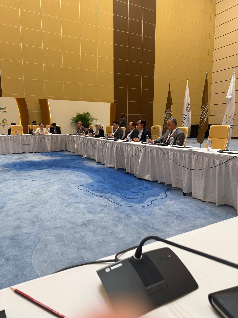 حسام هيبة يشارك في المؤتمر العالمي للمنظمة العالمية للمناطق الحرة