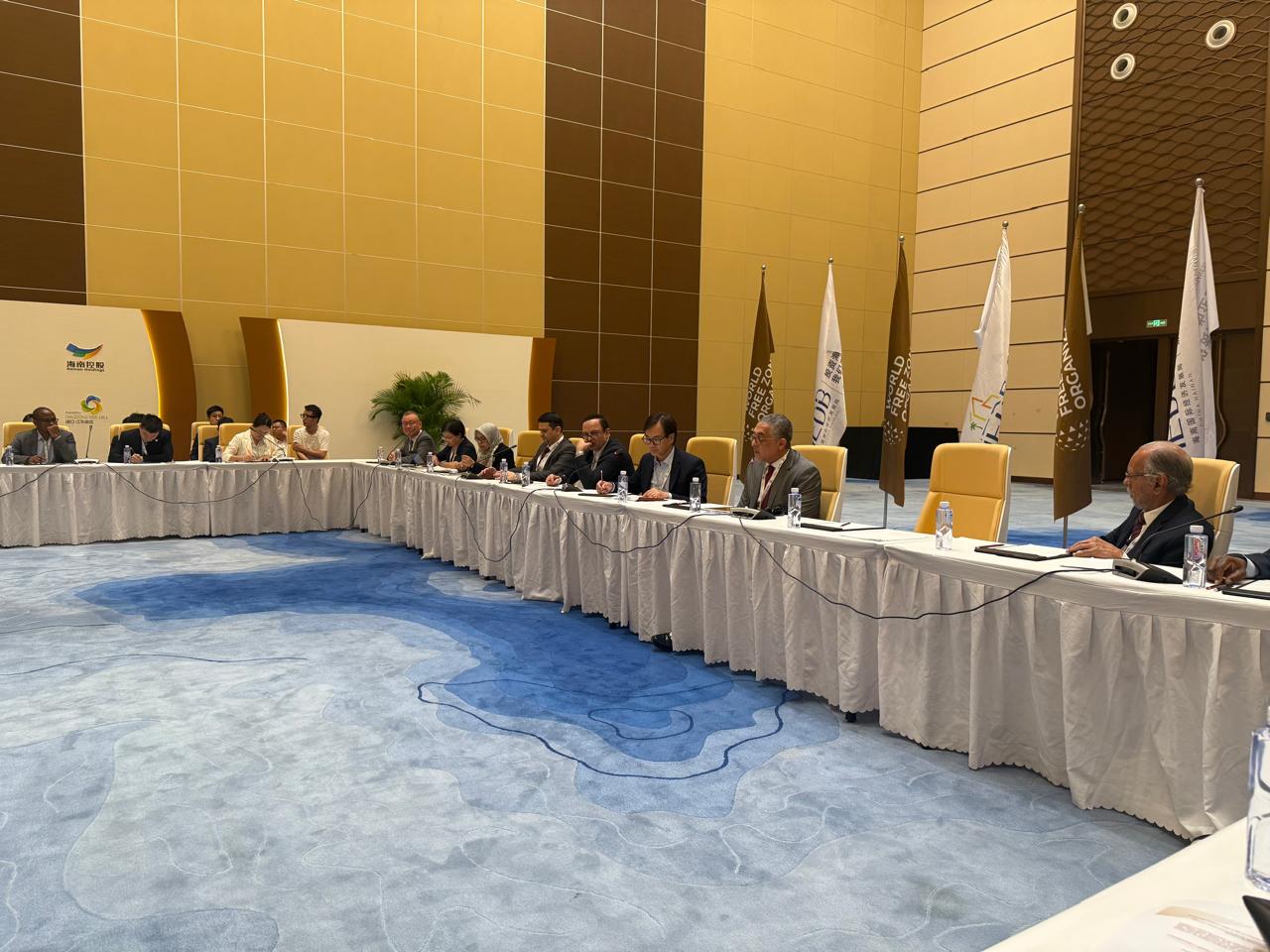 حسام هيبة يشارك في المؤتمر العالمي للمنظمة العالمية للمناطق الحرة
