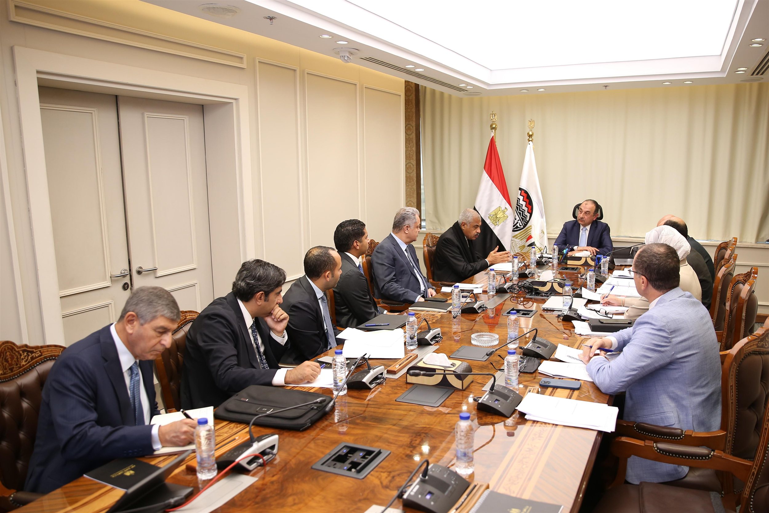 وزير قطاع الأعمال يجتمع مع مجموعة طلعت مصطفى