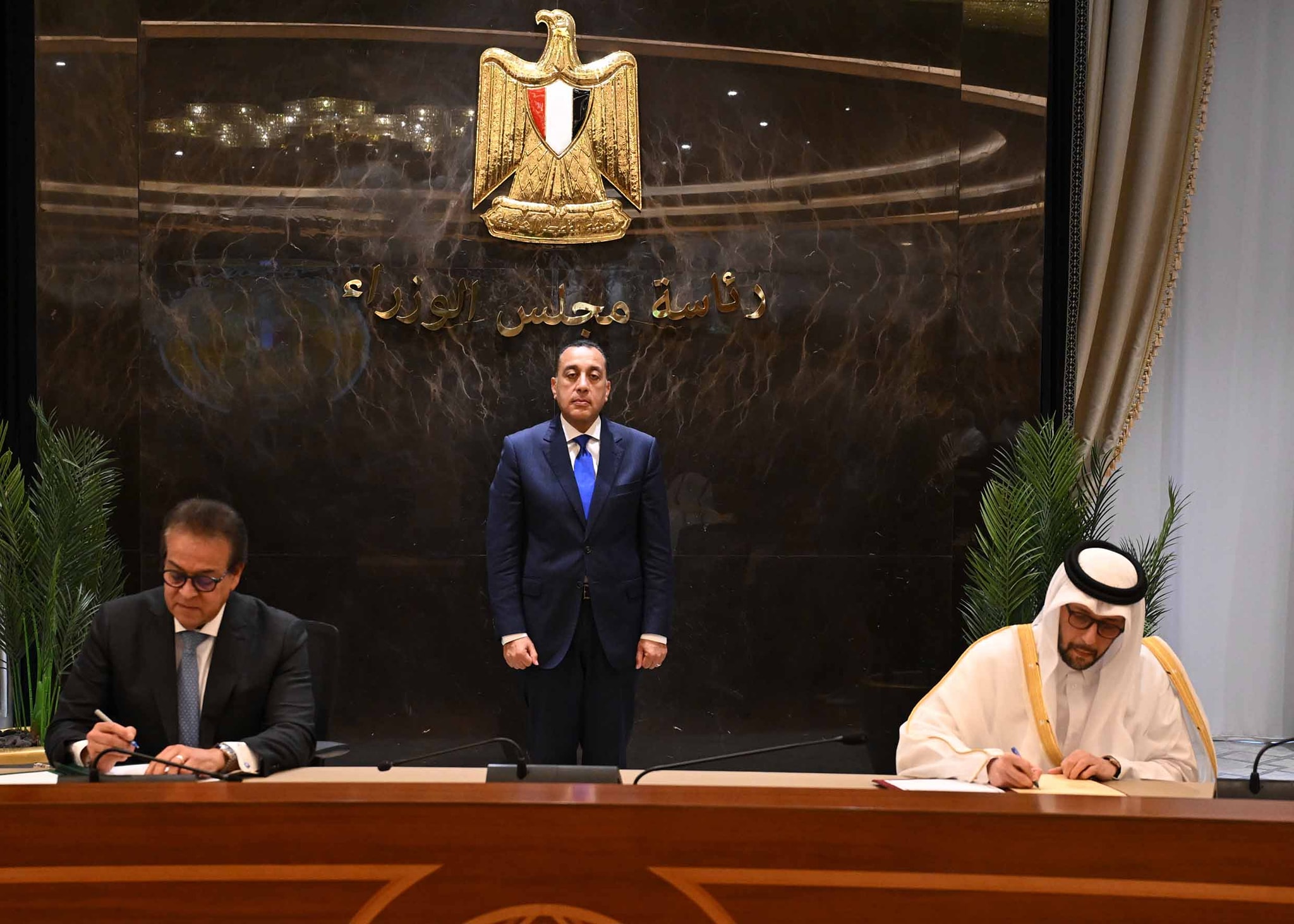 رئيس الوزراء يشهد توقيع مذكرة تفاهم بين مصر وقطر