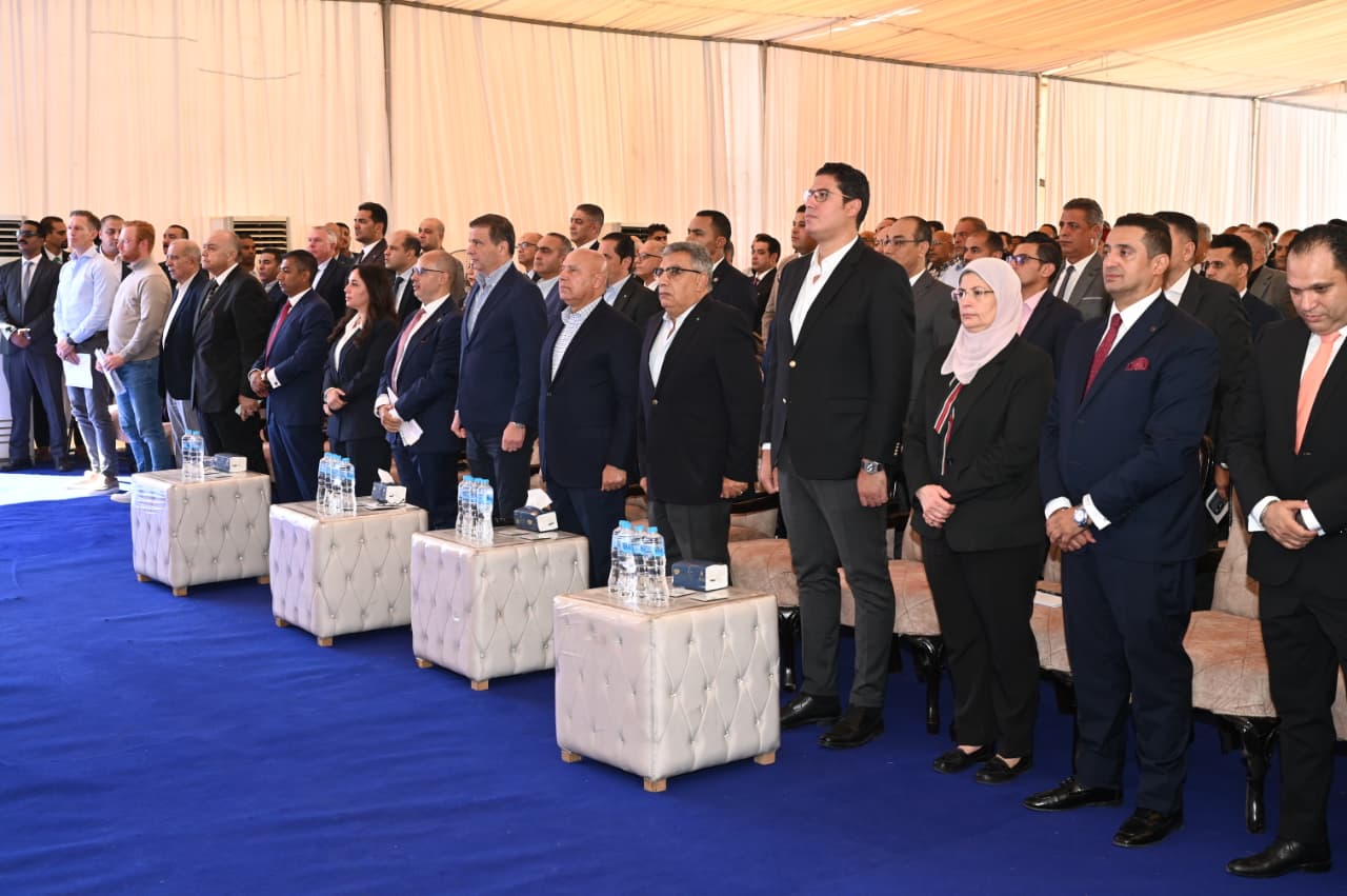 الوزير يفتتح مصنع أجرو جرين لتصدير الحاصلات الزراعية