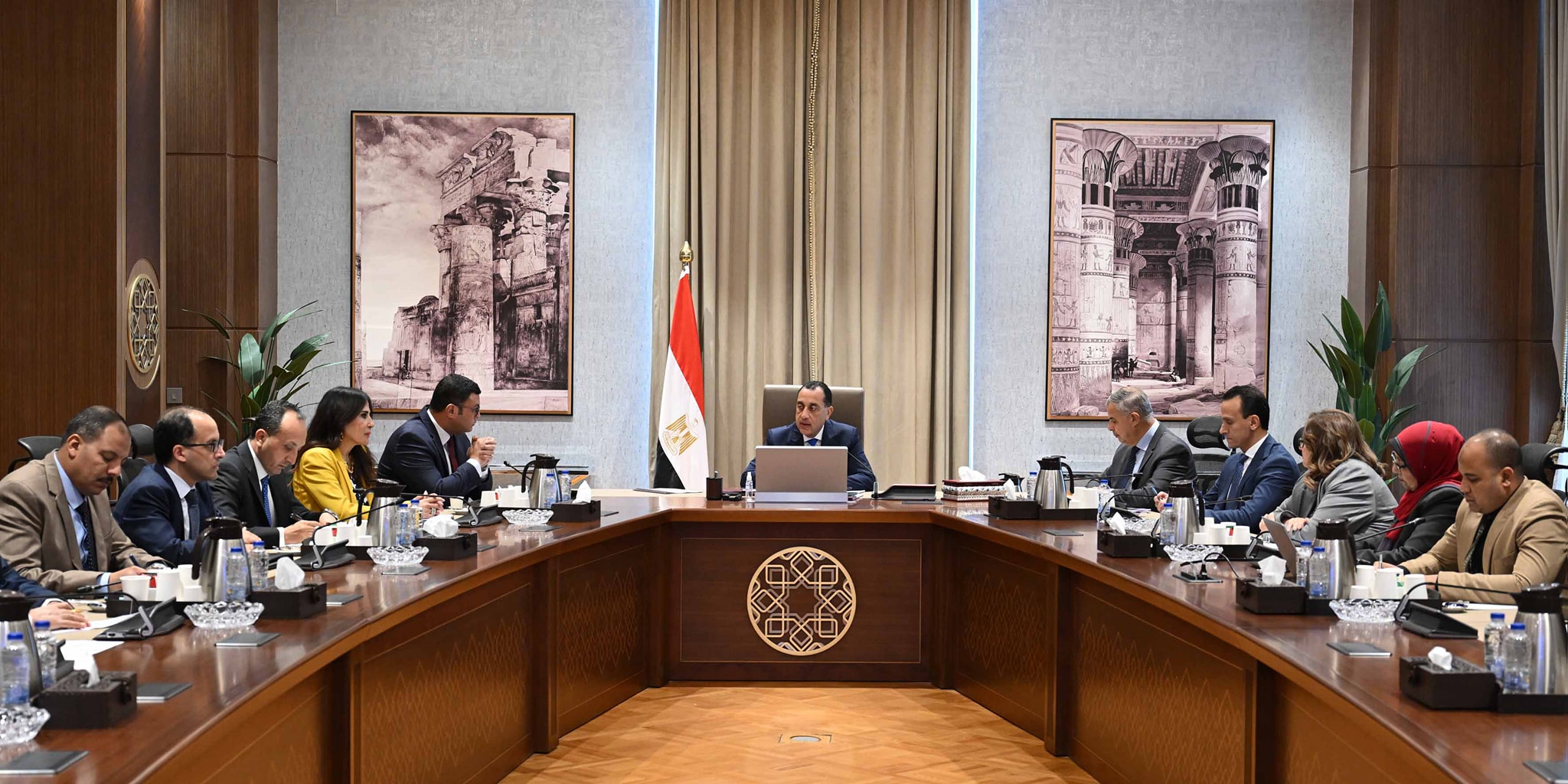 مدبولي يتابع موقف العقارات المعرضة للانهيارات بالإسكندرية
