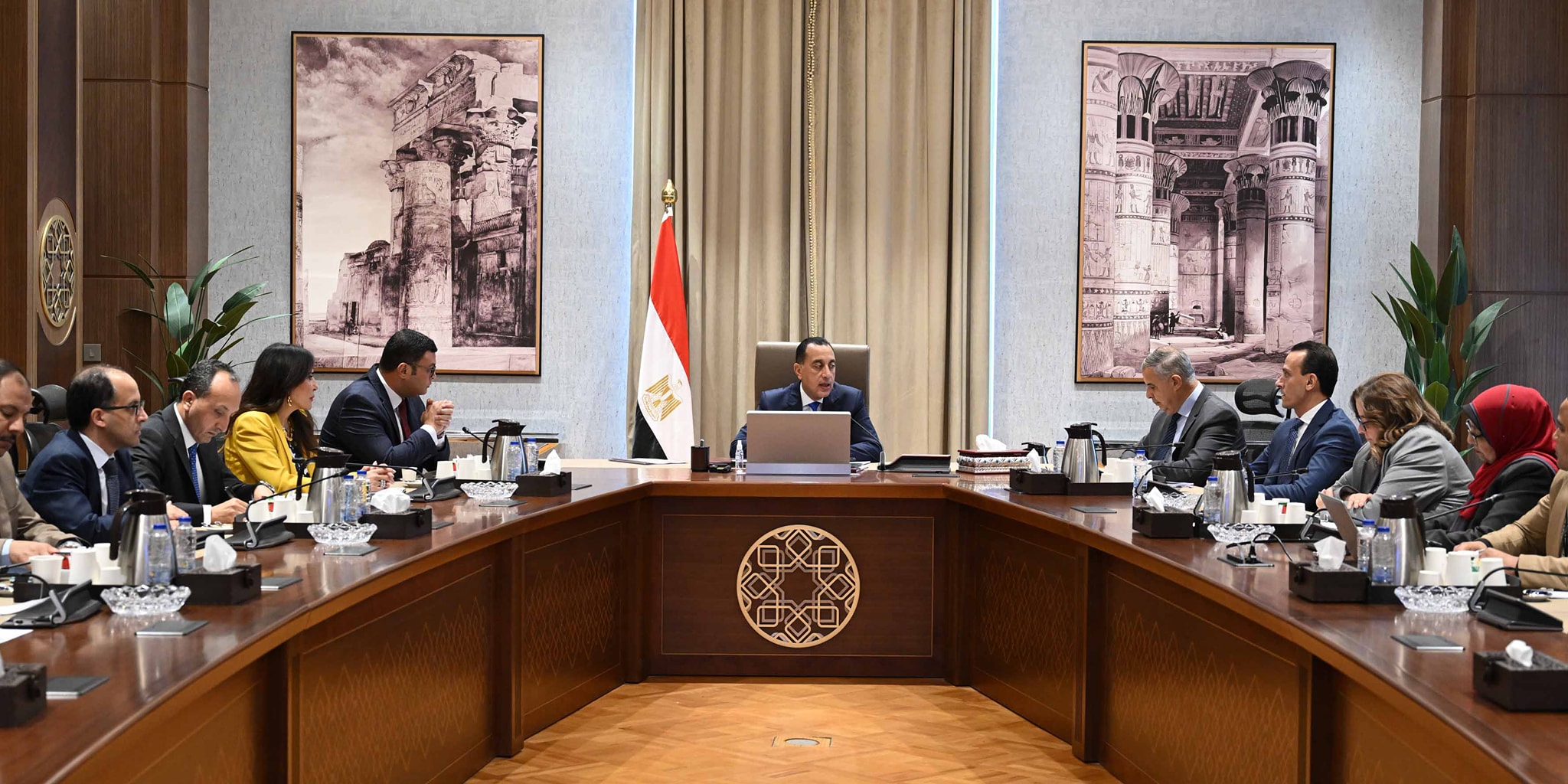 مدبولي يتابع موقف العقارات المعرضة للانهيارات بالإسكندرية