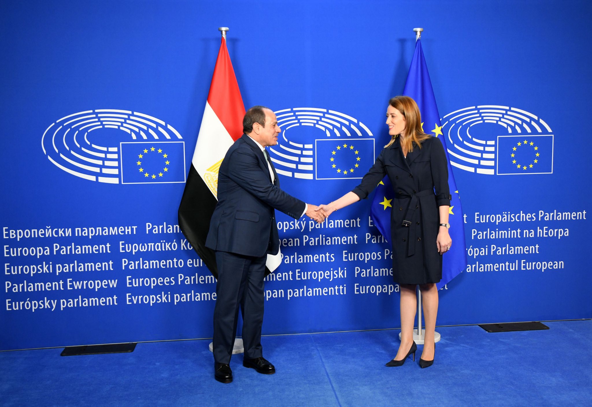 الرئيس السيسي يلتقي رئيسة البرلمان الأوروبي