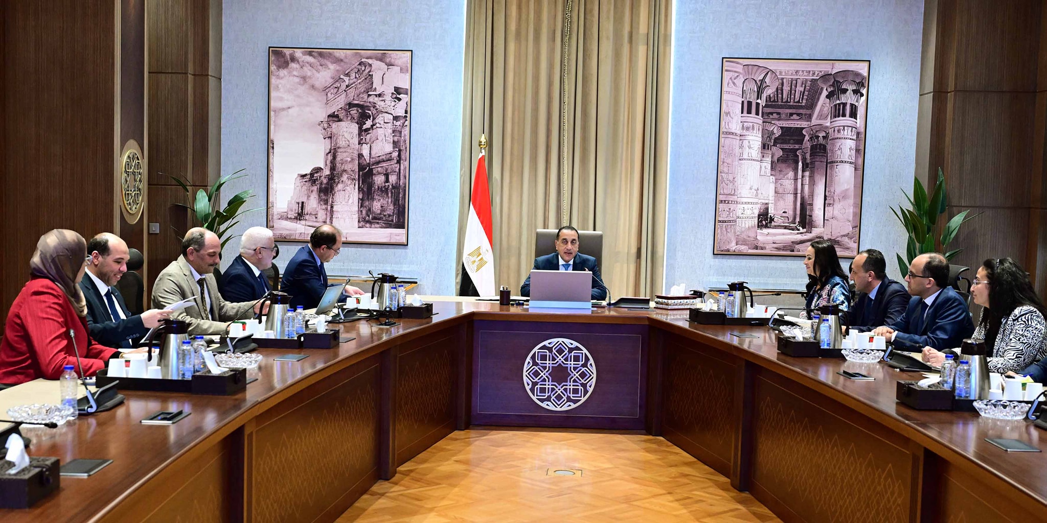 مدبولي يتابع الموقف المالي للهيئة القومية للتأمين الاجتماعي