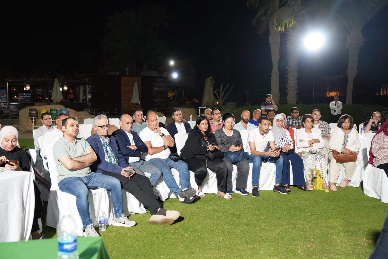 رئيس هيئة الرقابة المالية يلتقي بالمحررين الاقتصاديين