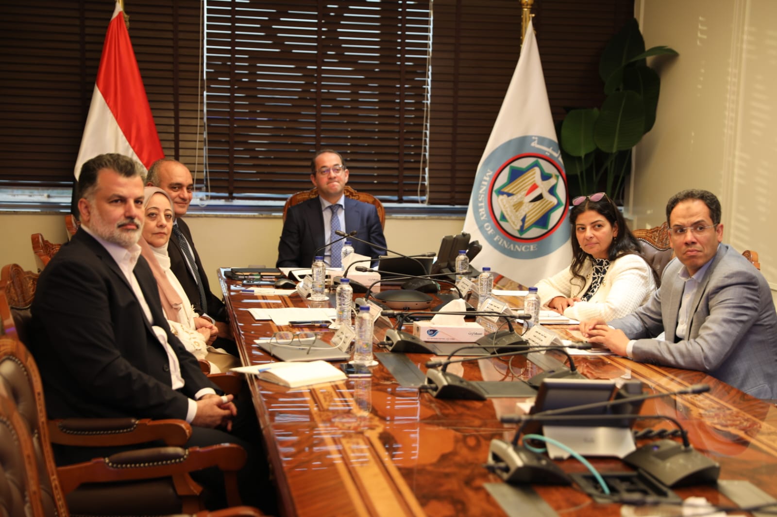 وزير المالية فى لقاء افتراضي مع عدد كبير من المستثمرين