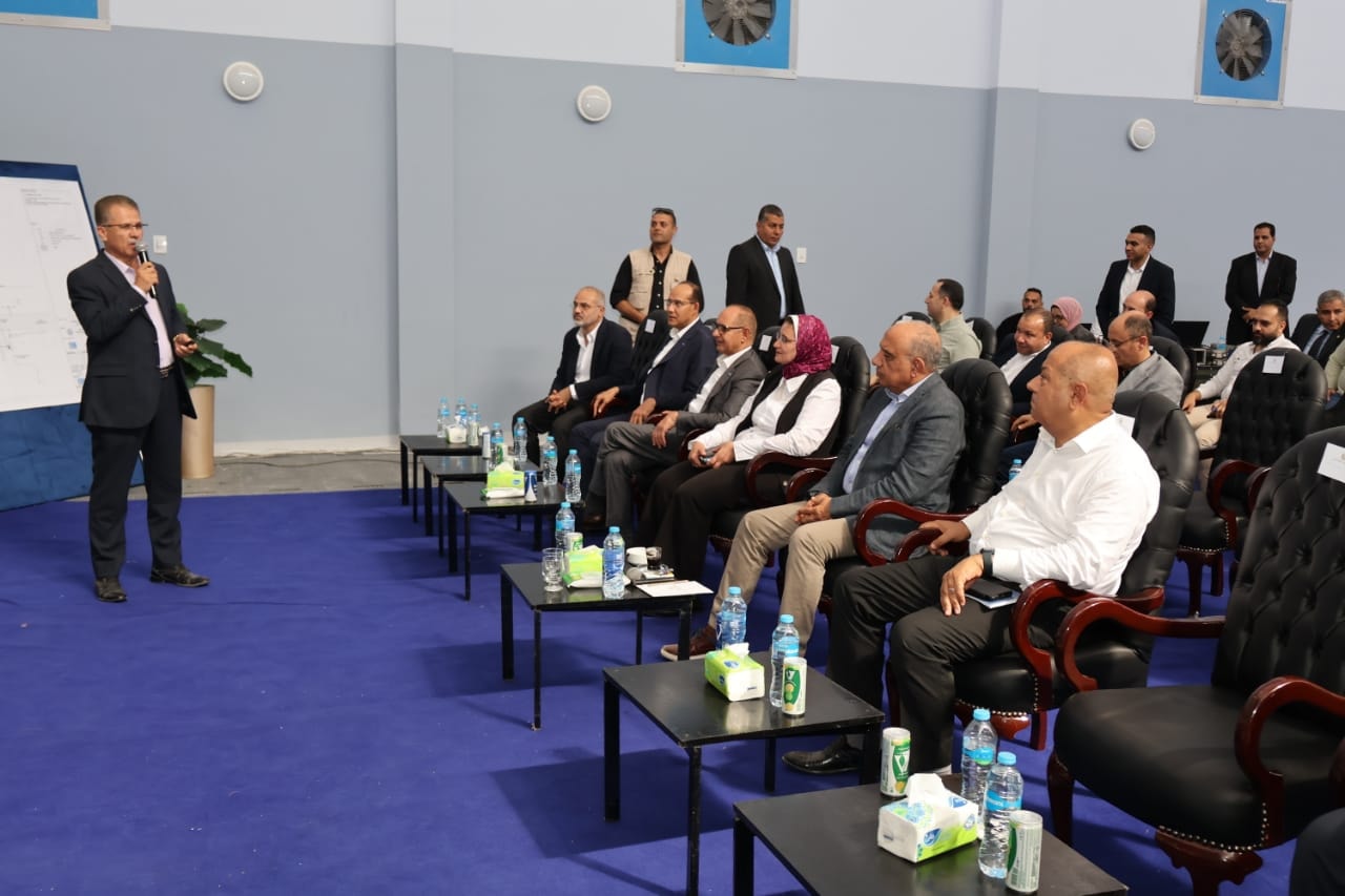 وزير الكهرباء يتفقد محطة محولات عيون موسى