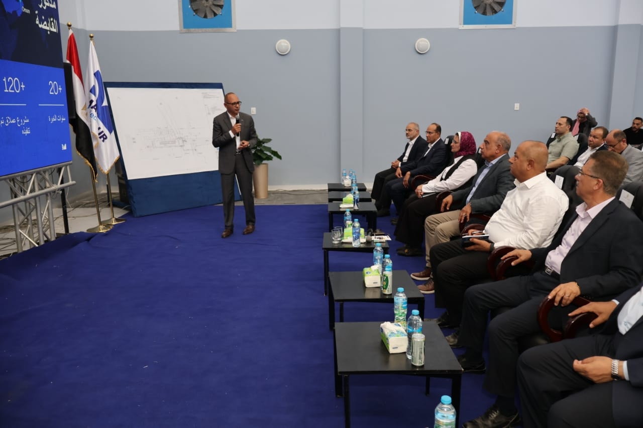وزير الكهرباء يتفقد محطة محولات عيون موسى