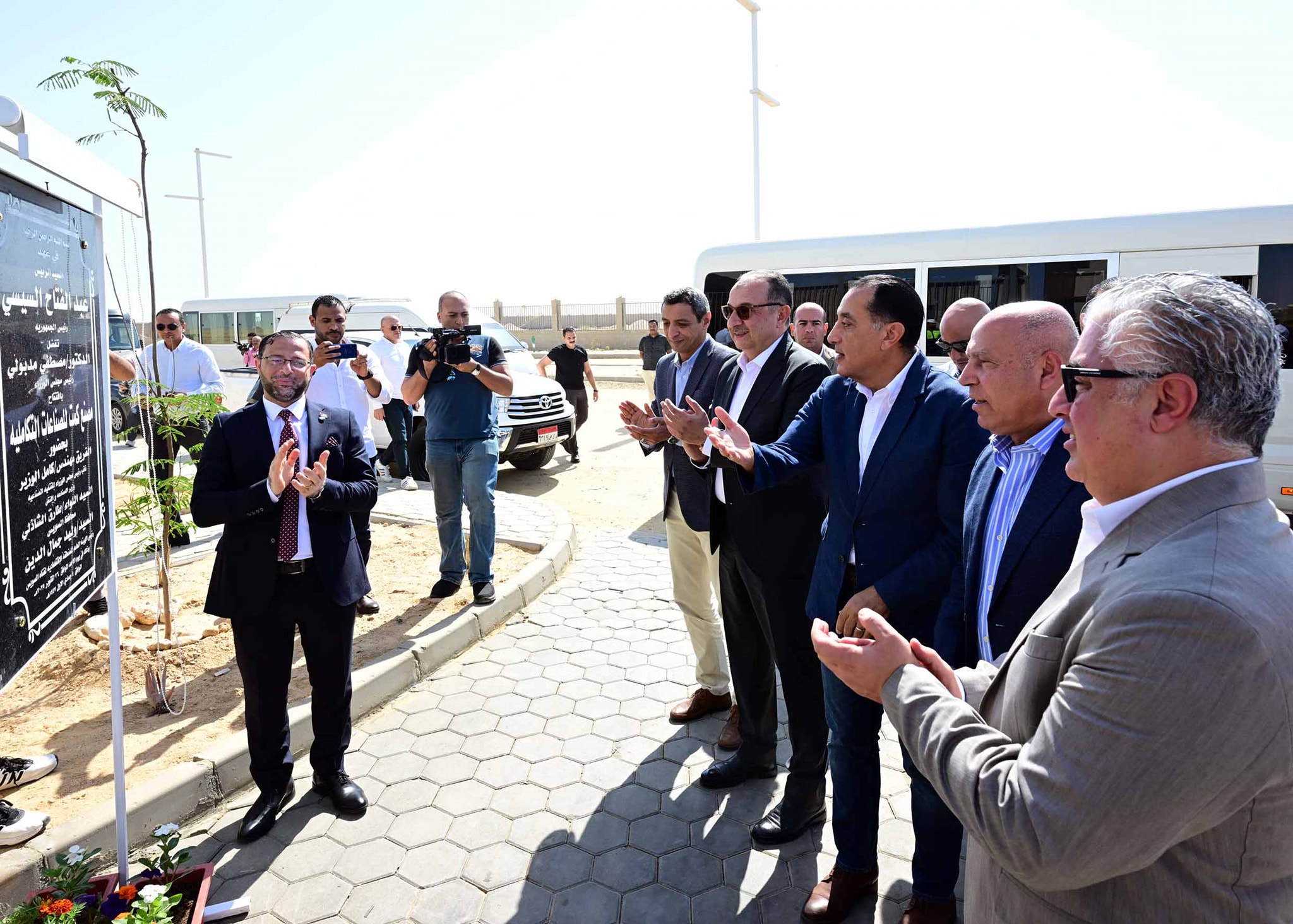 رئيس الوزراء يتوجه إلى منطقة السخنة الصناعية المتكاملة