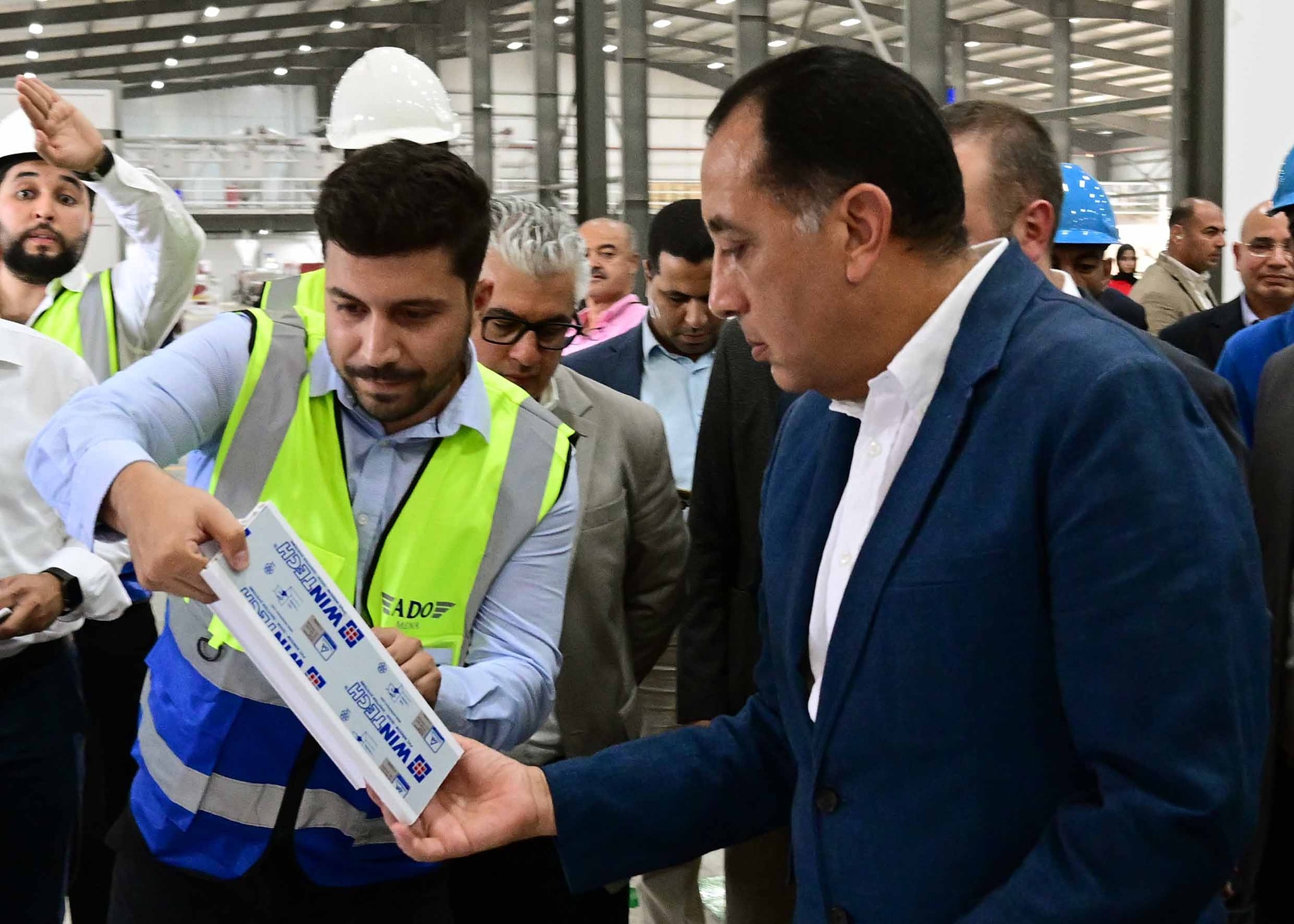 رئيس الوزراء يفتتح مصنع أدو مينا لصناعة مواد البناء