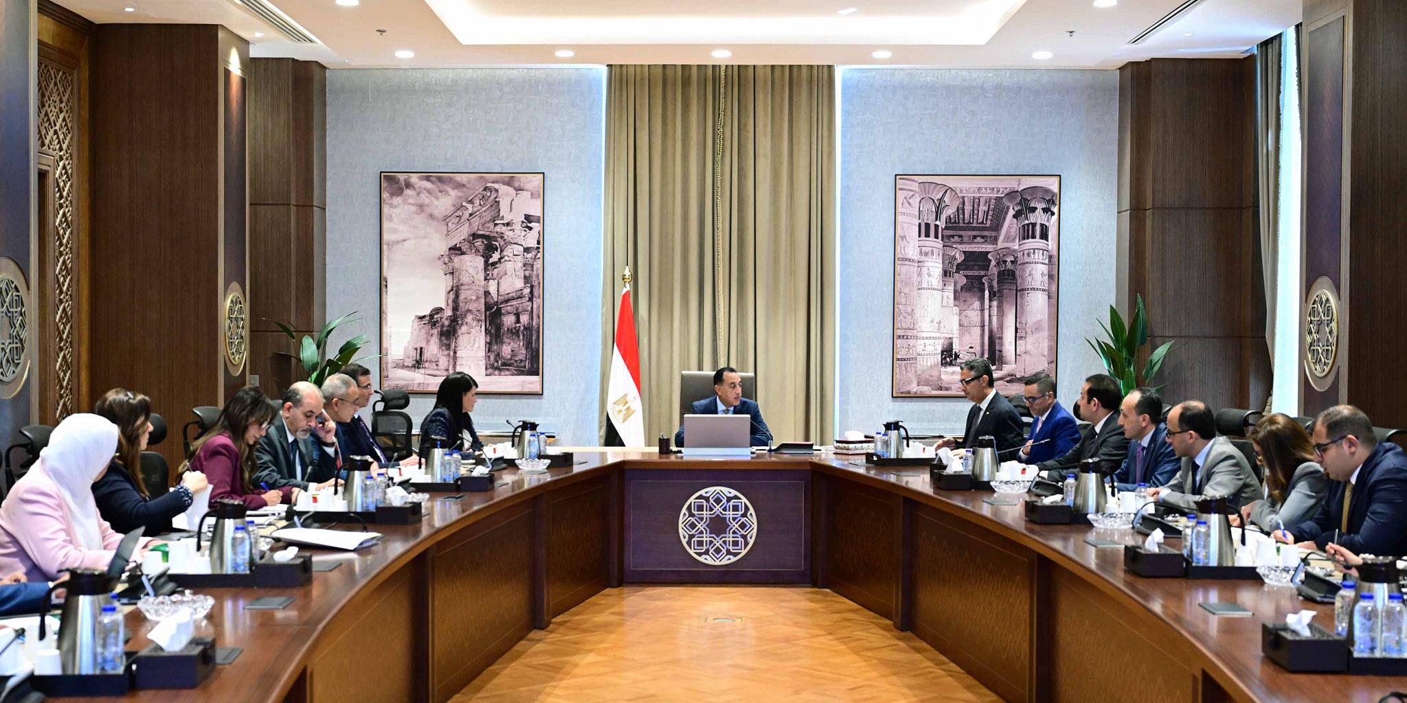 رئيس الوزراء يتابع إجراءات توفير السلع الاستراتيجية بالتنسيق بين مختلف الجهات